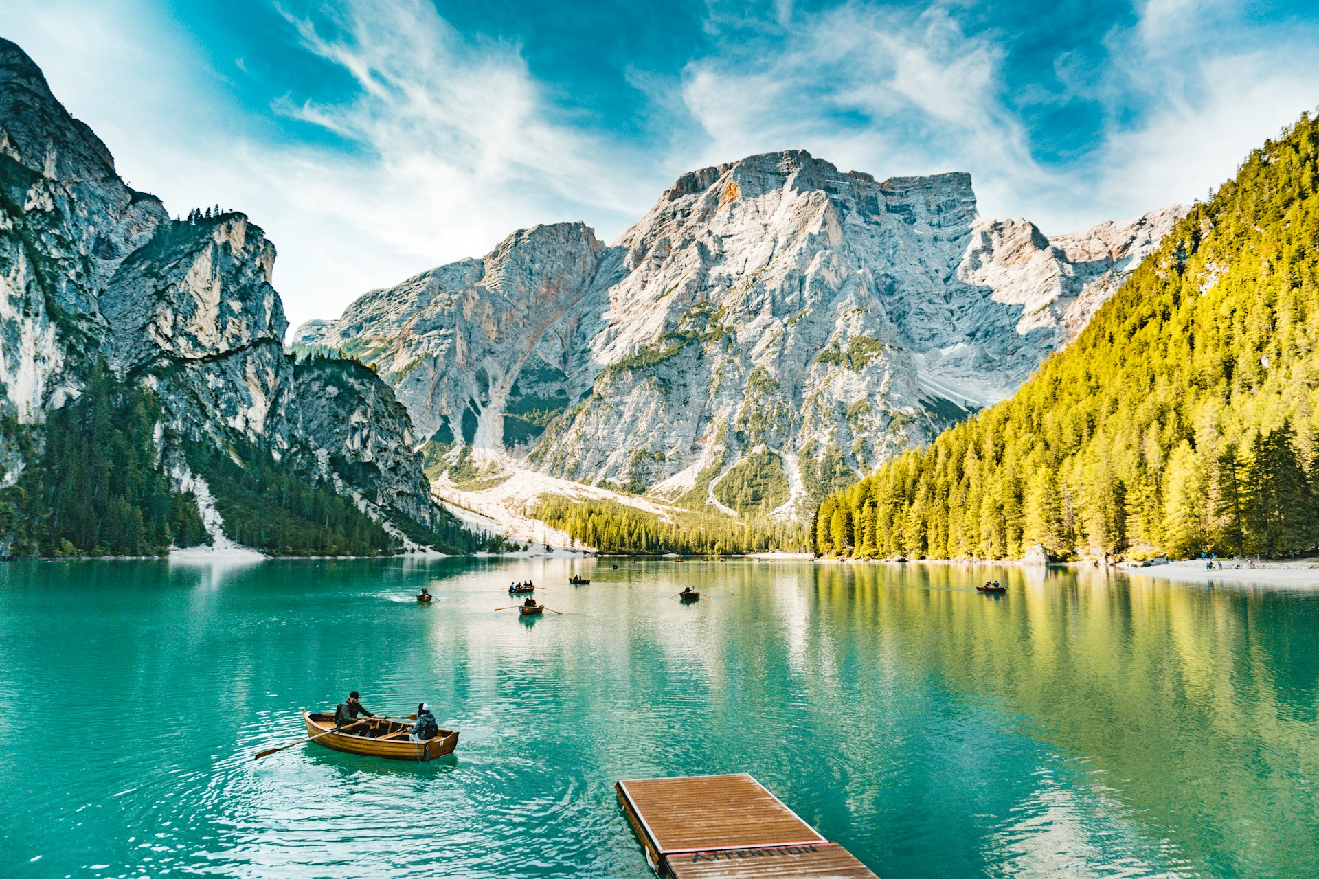 salmen-bejaoui-qWlTy3CaWKk-unsplash